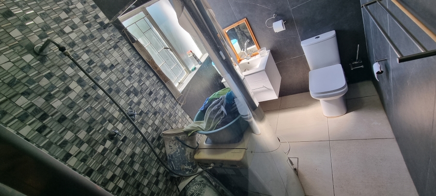 6 Bedroom Property for Sale in Saxilby Eastern Cape
